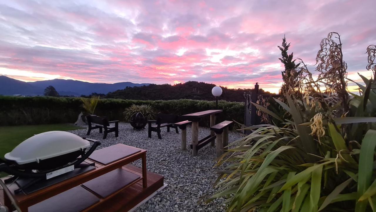 Rocky Ridge Cottage Takaka Kültér fotó